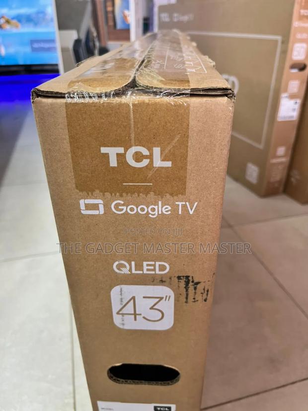 TCL S5k 43" Qled Smart Tv · Photo 3