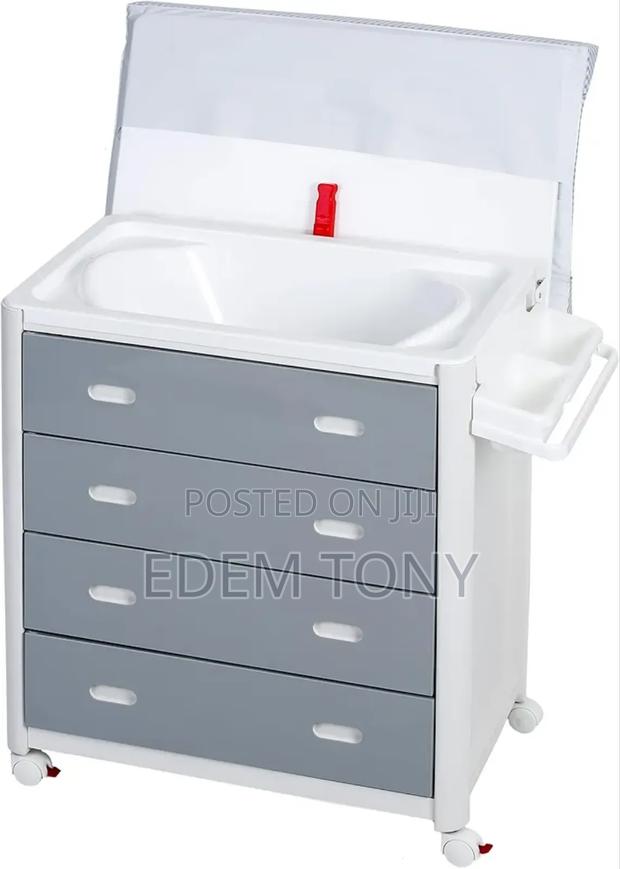 Plastimyr 3-in-1baby Bathtub / Changing Mat/ Storage Drawer · Photo 3