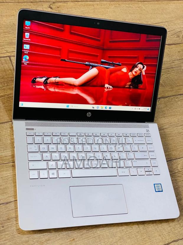 Laptop HP Pavilion 14 8GB Intel Core i3 SSD 256GB ยท Photo 2