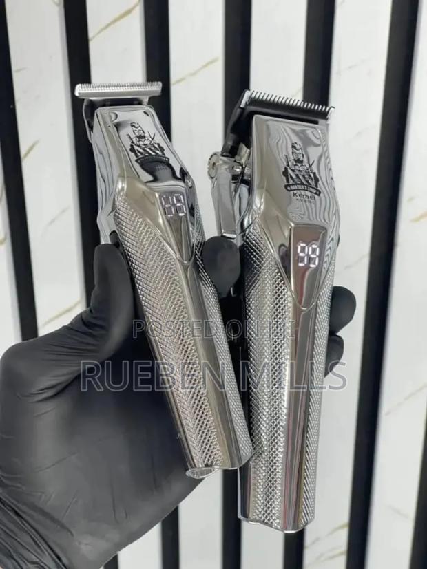 Double Combo Kemei Km 8565 Barbering Machine Plus Beard Trimmer 2 in 1 · Photo 1