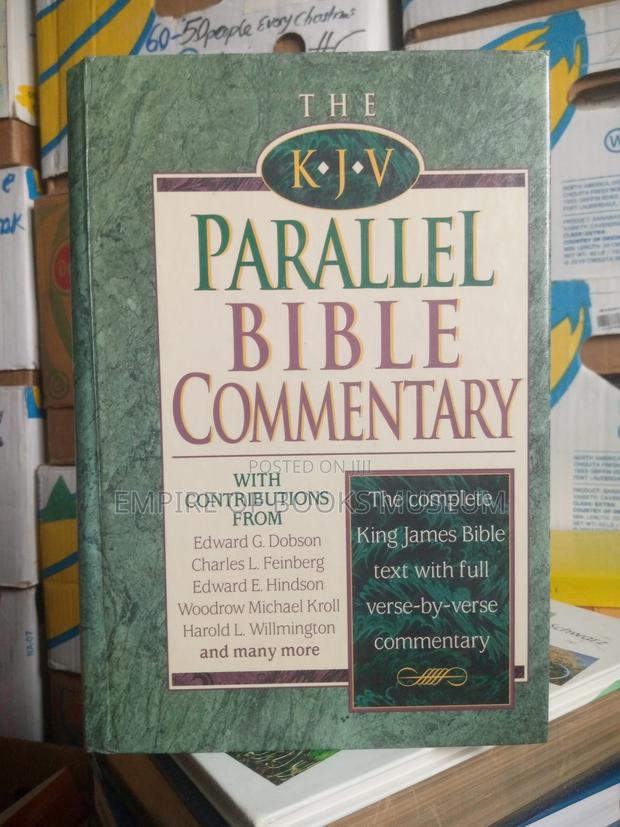 The King James Version Parallel Bible Commentary Hardcove · Photo 3