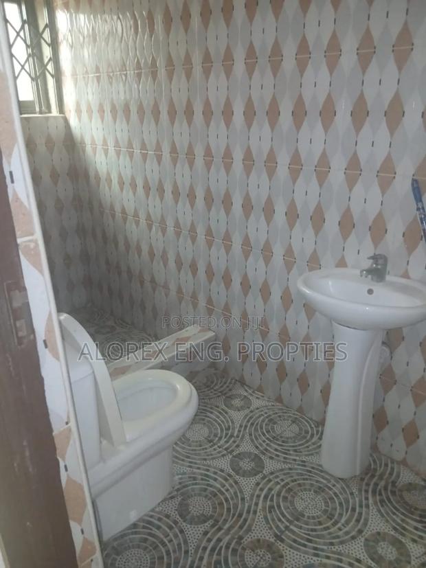 9bdrm Apartment in Uncompleted, Danfa for sale · Photo 5
