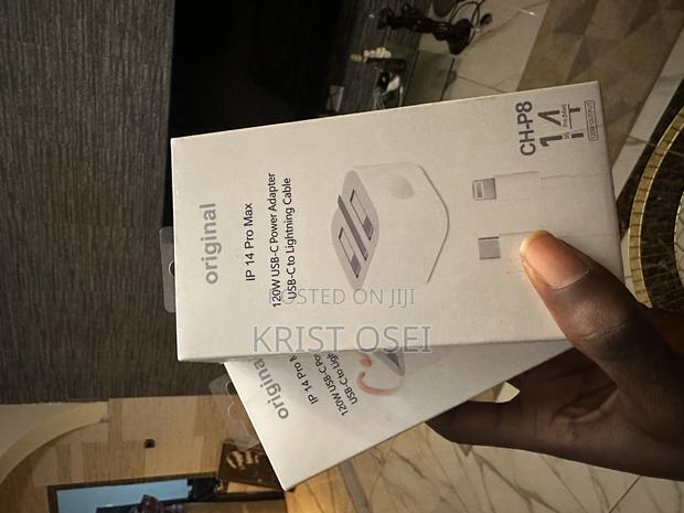 iPhone Charger · Photo 1