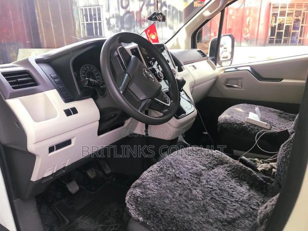 Mini Bus Available for Rentals Toyota Hiace! · Photo 4