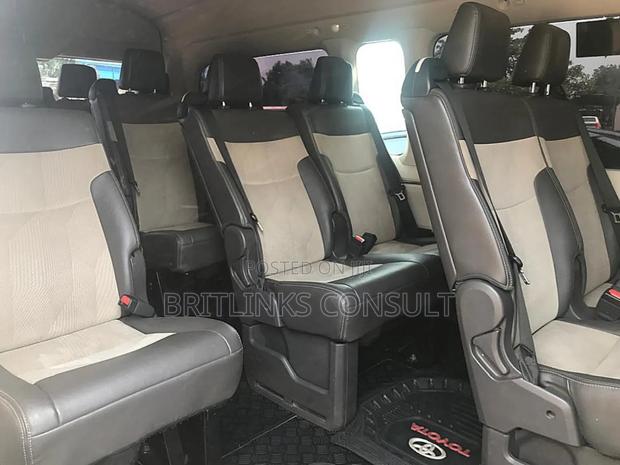 Mini Bus Available for Rentals Toyota Hiace! · Photo 5