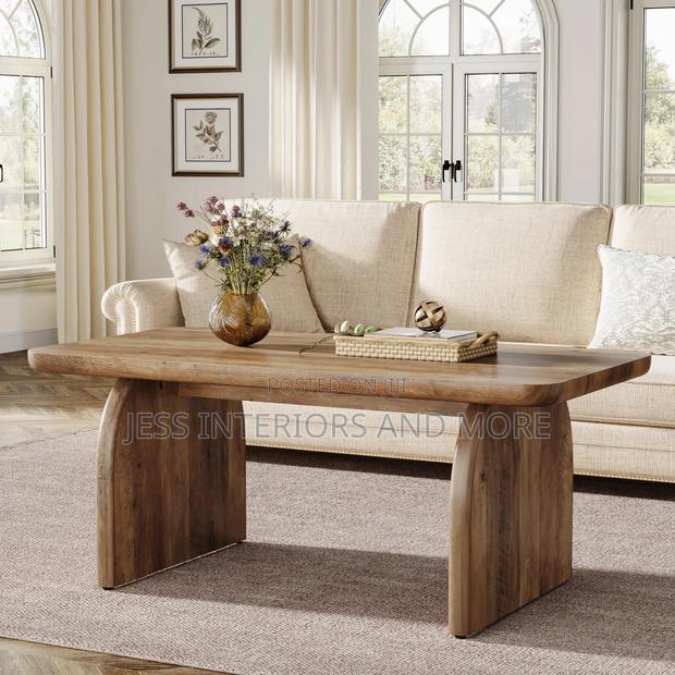 Center Table With Sturdy Base · Photo 1