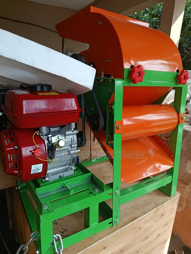 Corn Shredder/Thresher · Photo 2