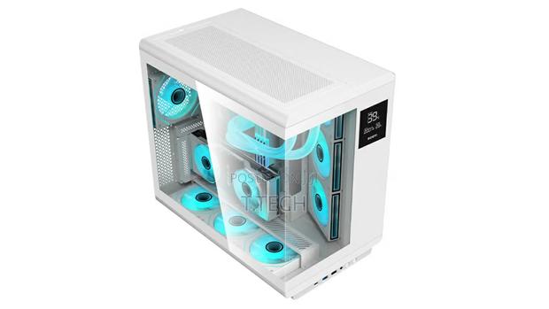 High End Gaming Case With Digital Display · Photo 4