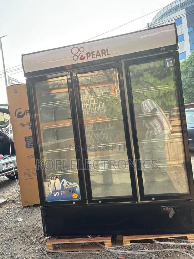 Pearl 780l Advanced Glass Door Display Fridge · Photo 1