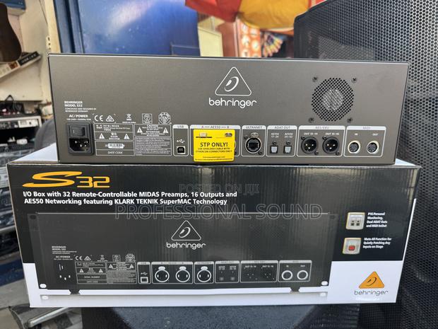 Behringer S32 32-Input / 16-Output Digital Stage Box. · Photo 2