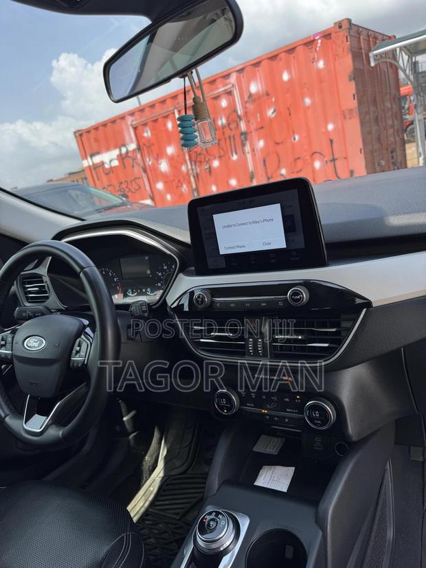 Ford Escape SEL 2021 Black · Photo 7