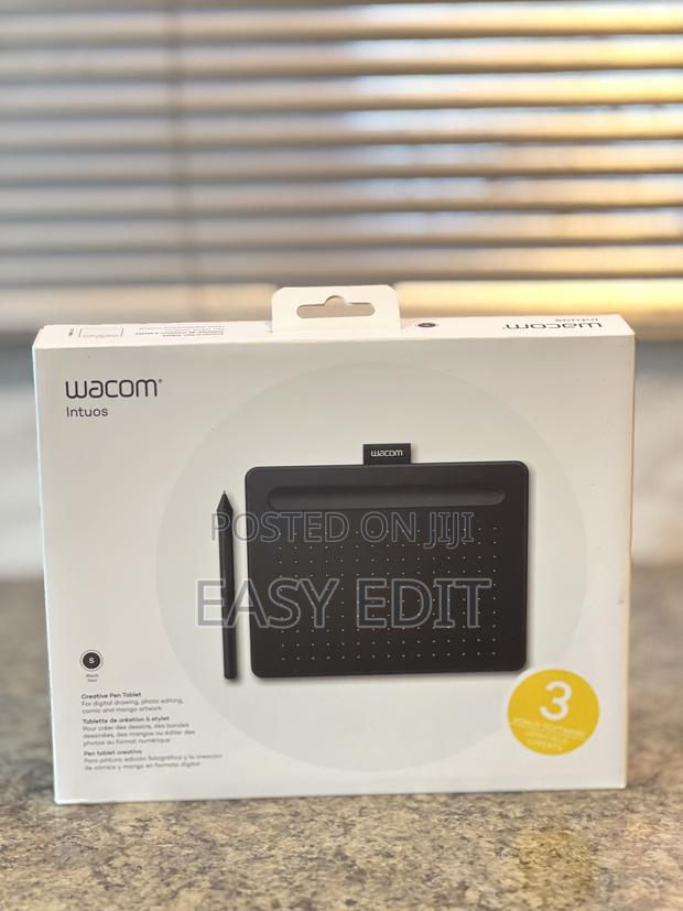 Wacom Intuos Pen Tablet (Small) · Photo 1