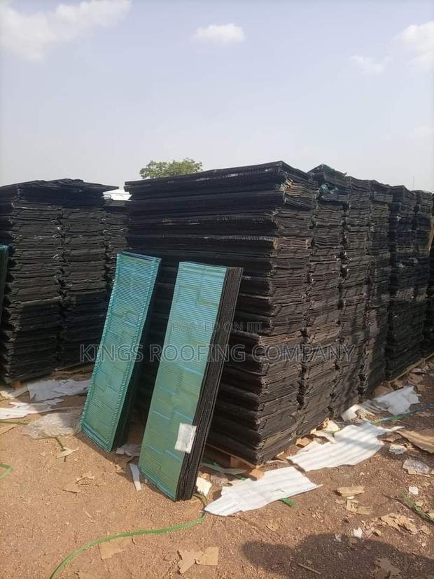 Fire Resistance Stone Coated Euro Roofing Tiles · Photo 1
