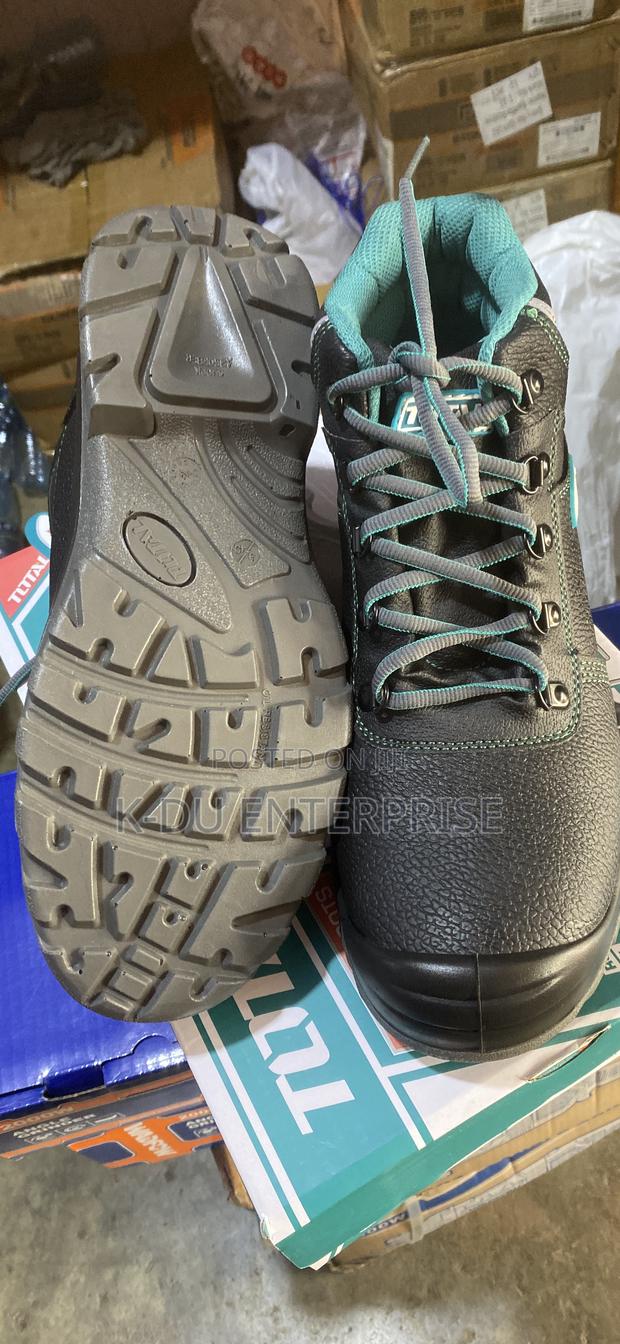 Safety Boots 43 · Photo 3