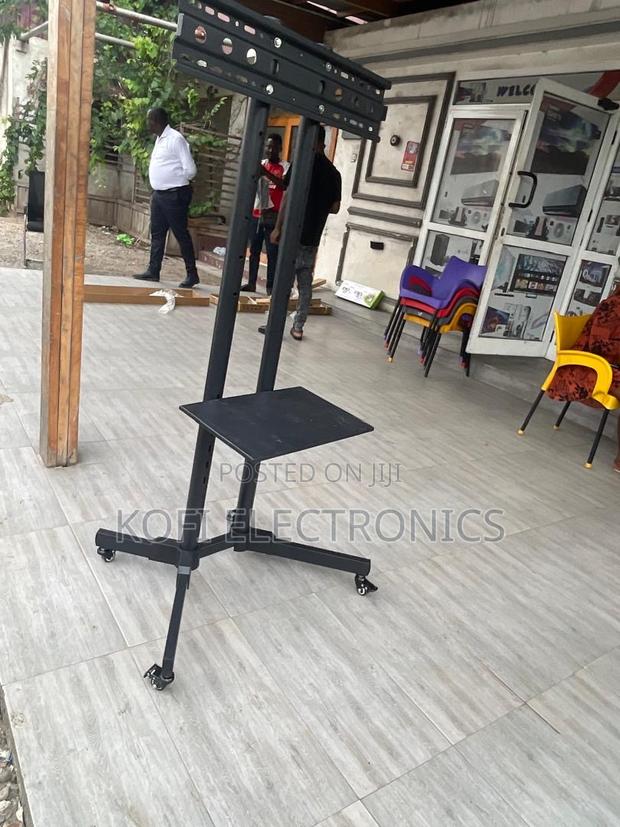 Minimalist 32–65 Inch Tv Stand Clean-Design, Stylish Compact · Photo 1