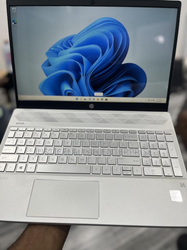 Laptop HP Pavilion 15 8GB Intel Core i5 SSD 256GB · Photo 7