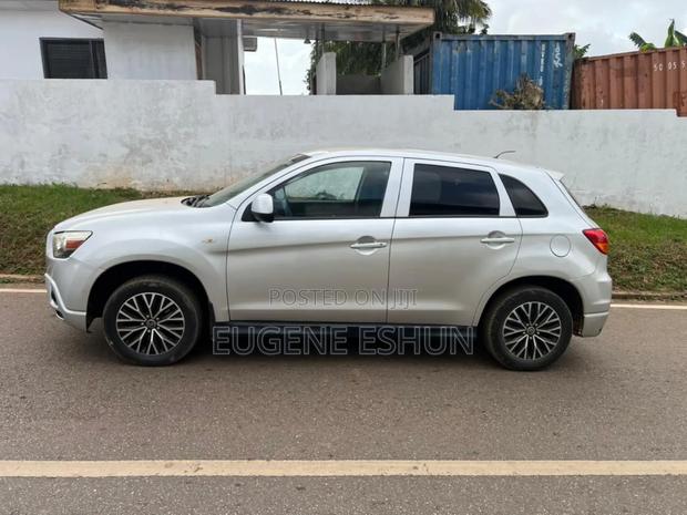Mitsubishi Outlander 2013 Silver · Photo 7