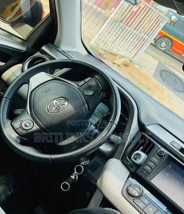 Rent a Car Toyota Rav4 Suvs Available for Rentals! · Photo 4