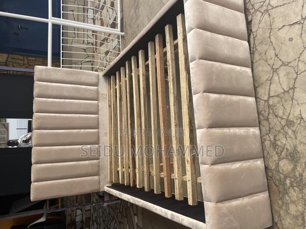 A Turkey’S Double Bed Frame · Photo 1