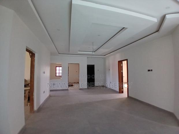 5bdrm Duplex in Oyarifa, Ghana Flag for sale · Photo 2