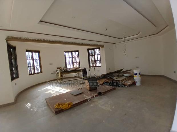5bdrm Duplex in Oyarifa, Ghana Flag for sale · Photo 5