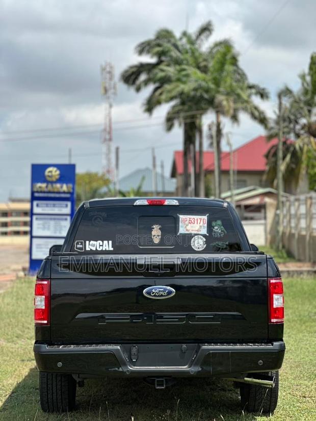 Ford F-150 2019 Black · Photo 2