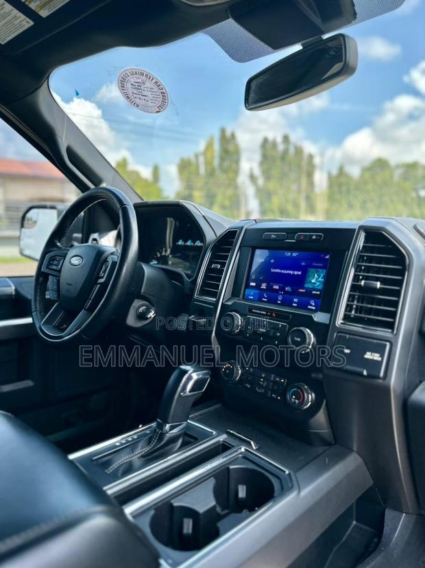 Ford F-150 2019 Black · Photo 4