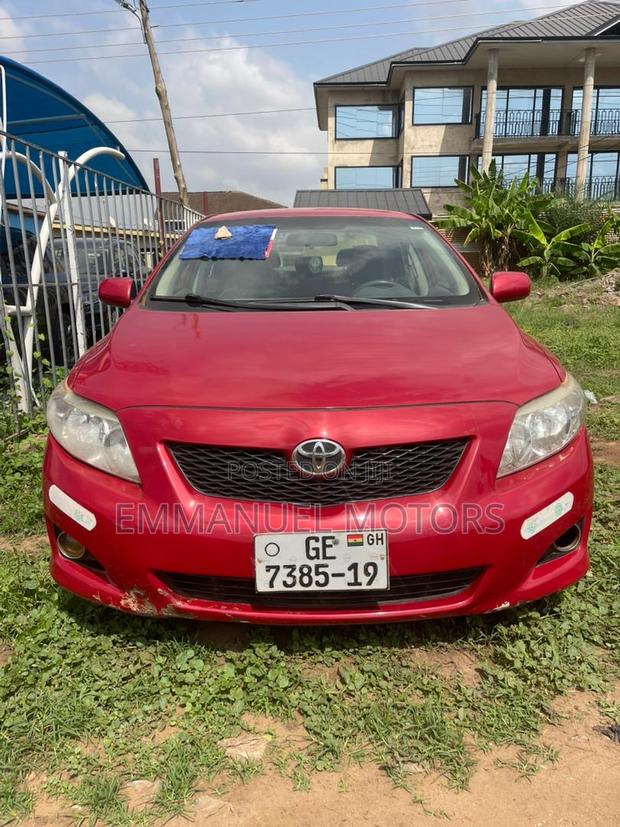 Toyota Corolla 2009 Red · Photo 2