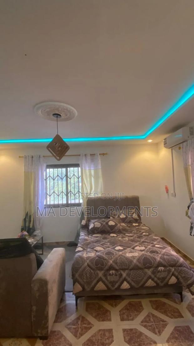 Furnished Studio Apartment in Madev Realty, Tesano for rent · Photo 6