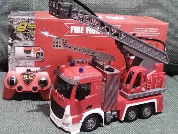 Remote Control Fireman Truck for Kids · Photo 3