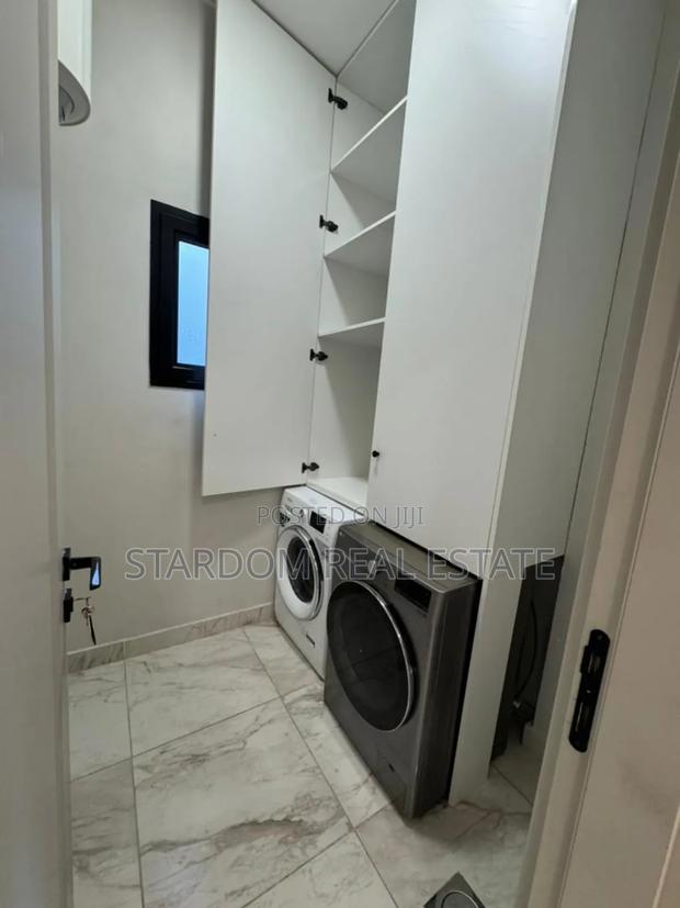 Furnished 5bdrm Mansion in Cantonments for sale · Photo 3