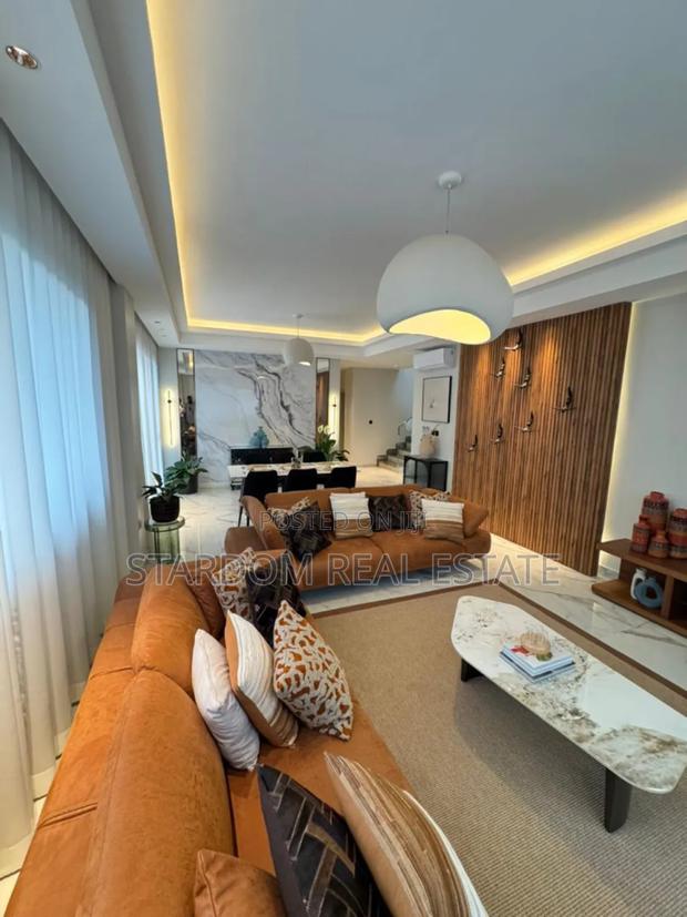 Furnished 5bdrm Mansion in Cantonments for sale · Photo 4