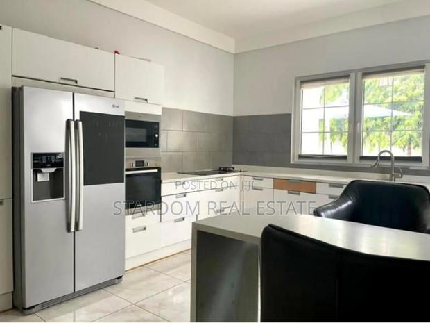 Furnished 4bdrm Mansion in Airport Hills for sale · Photo 6