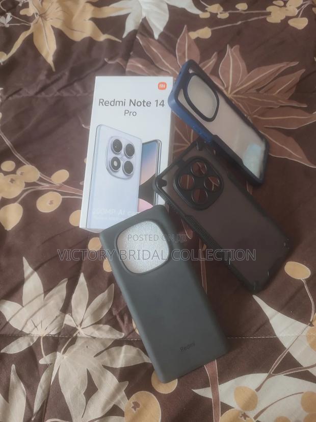 Xiaomi Redmi Note 14 Pro 256 GB Red · Photo 5