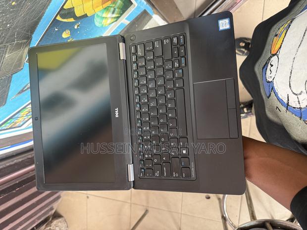 Laptop Dell Latitude 12 E5270 8GB Intel Core i5 SSD 256GB · Photo 2