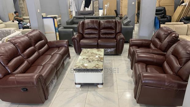 Automatic Recliner Sofa Set · Photo 3