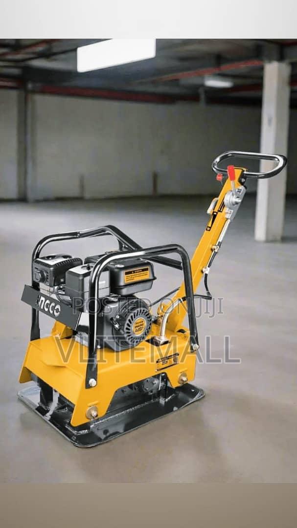 Gasoline Reversible Plate Compactor - GCP160-2 · Photo 2