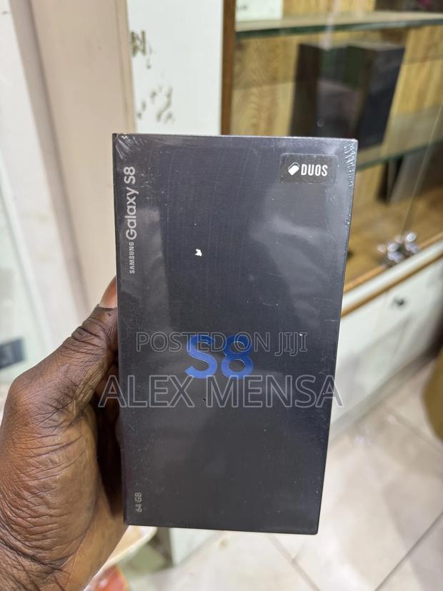 New Samsung Galaxy S8 64 GB Black · Photo 1