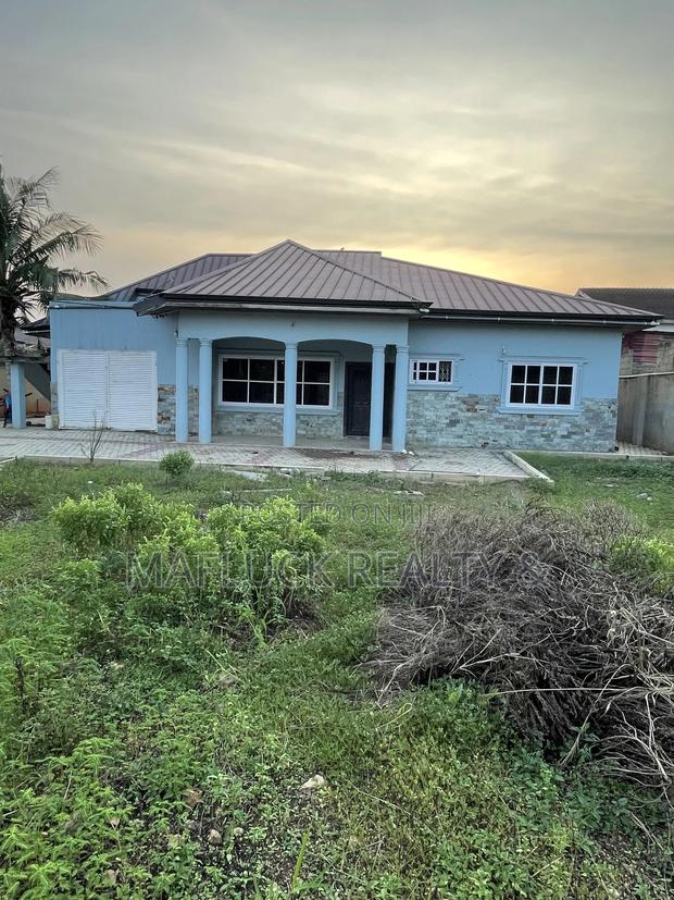 4bdrm House in New Legon for sale · Photo 3