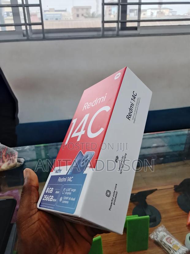 New Xiaomi Redmi 14C 256 GB Red · Photo 1