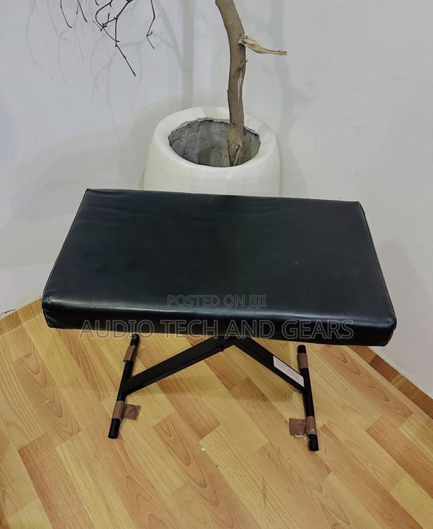 Keyboard Bench · Photo 2