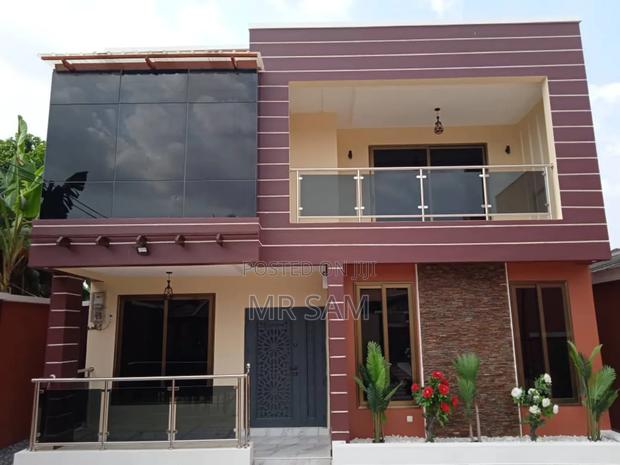 4bdrm House in Sam Properties, Ablekuma for rent · Photo 6