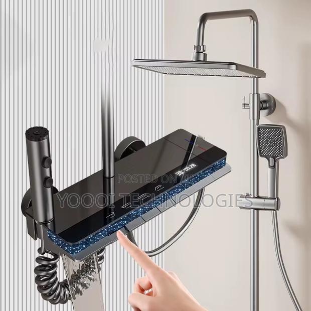 Digital Thermostatic 4 in 1 Piano Shower · Photo 1