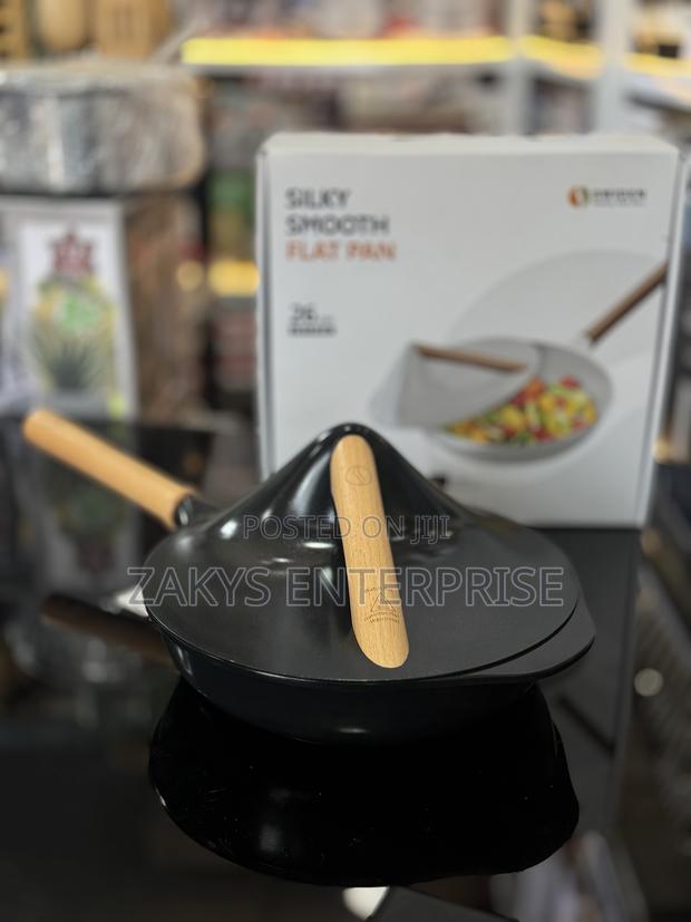 The Sweden Smooth Flat Fry Pan 26cm · Photo 1