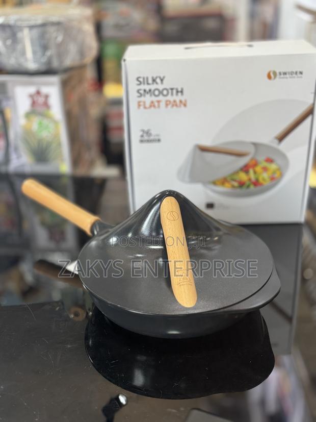 The Sweden Smooth Flat Fry Pan 26cm · Photo 2