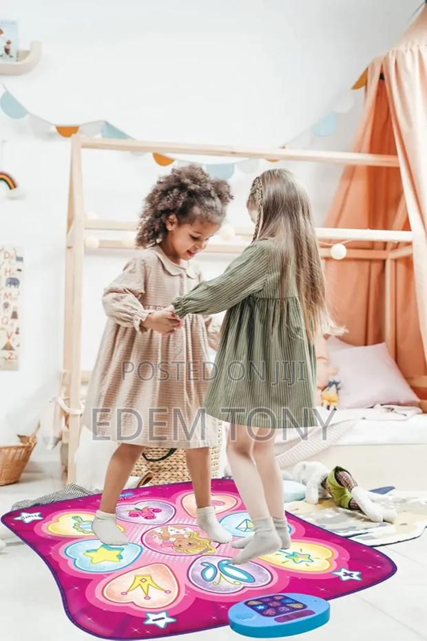 A Children's Electronic Dance Mat · Photo 3