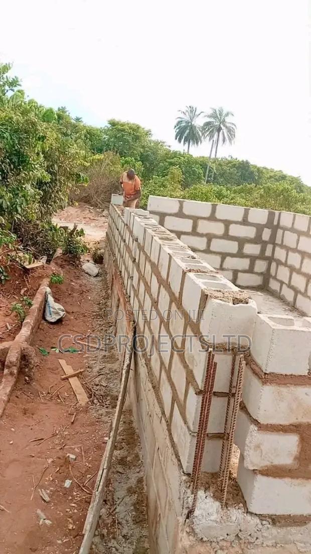 Building Contractor With Experience Mason Team · Photo 4