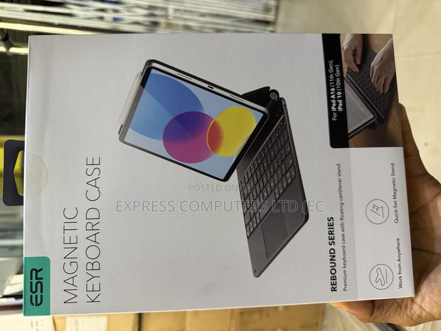 iPad 11th(A16, 2025)/10th Gen Esr Case With Magic Keyboard Original · Photo 4