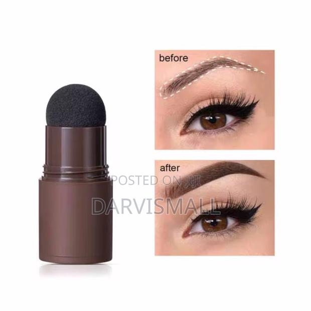 Eyebrows Powder · Photo 2