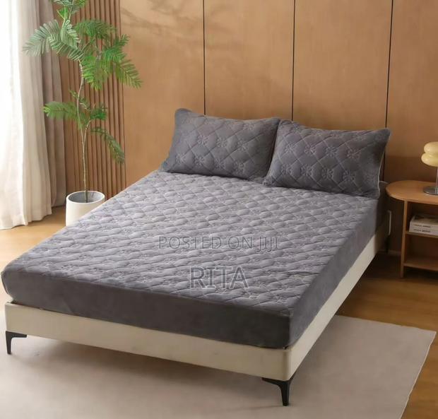 Water Proof Bedsheet · Photo 2